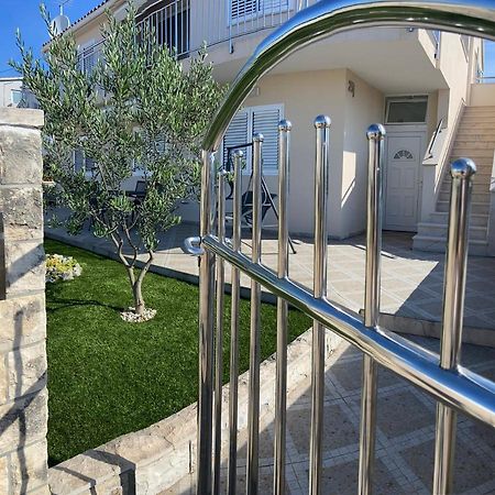 Apartman Danijela Vodice Zewnętrze zdjęcie