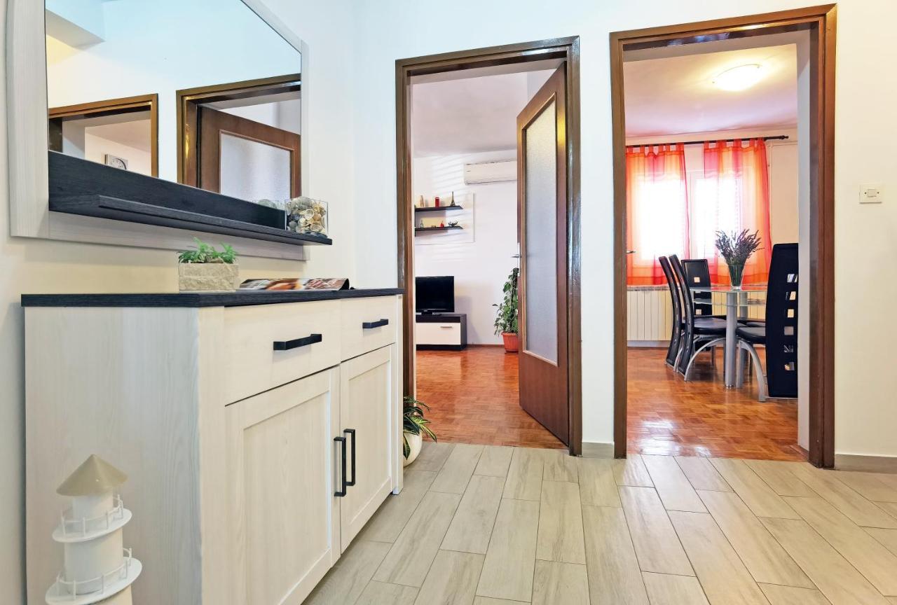 Apartman Danijela Vodice Zewnętrze zdjęcie